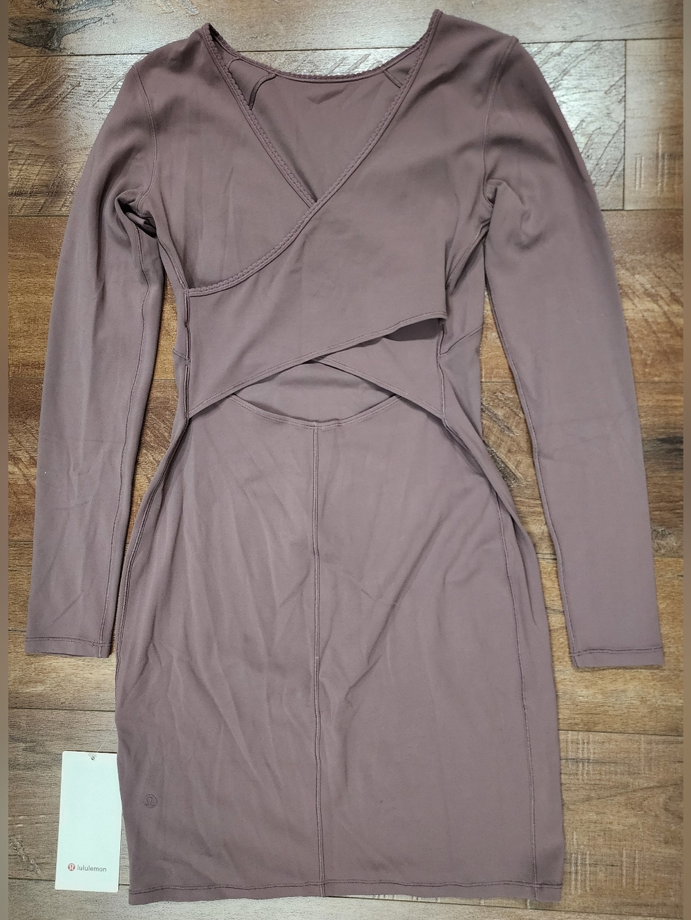 NWT Lululemon Contour Dress *Nulu, Size 4 - Picture 2 of 10